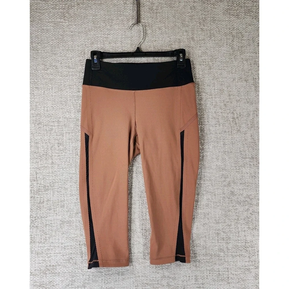 Lululemon Smooth Stride Crop Luxtreme‎ Leggings Womens 6 Henna Black Scalloped